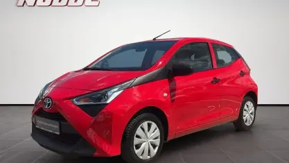 Gebraucht Toyota Aygo Business Edition 72 PS (52 kW) 2021 Rot Kleinwagen