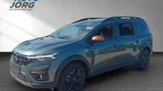 Gebraucht 2023 Dacia Jogger Extreme Van / Kleinbus | 18.429 € (Fairer Preis)
