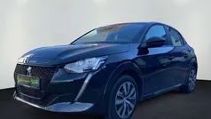 Lackierung schwarz perla nera/typ aussenverkleidung metalliclackierung Gebraucht 2021 Peugeot e-208 Active Kleinwagen | 14.490 € (Fairer Preis)