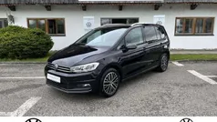 Deep black perleffekt Gebraucht 2022 VW Touran Active Van / Kleinbus | 28.900 € (Fairer Preis)