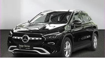 Gebraucht Mercedes GLA200 163 PS (119 kW) 2024 SUV