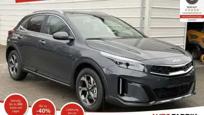 Neu Kia XCeed 150 PS (110 kW) 2025 Pentametal metallic SUV