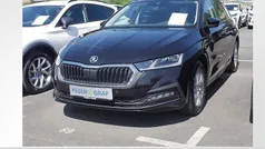 Blackmagicperleffekt Gebraucht 2022 Skoda Octavia Ambition Kombi | 23.850 € (Fairer Preis)