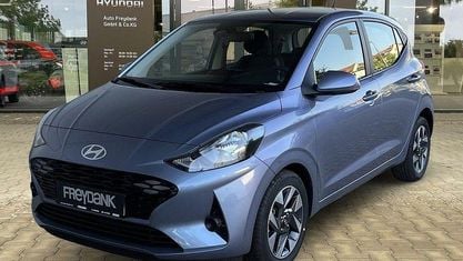 Gebraucht Hyundai i10 Trend 63 PS (46 kW) 2025 Meta blue Kleinwagen