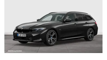Gebraucht BMW 330e M Sport 184 PS (135 kW) 2022 Schwarz Kombi