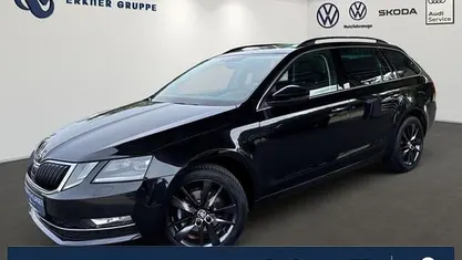 Schwarzmagic perleffekt Gebraucht 2017 Skoda Octavia Style Kombi | 15.399 € (Fairer Preis)