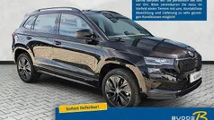 Schwarzmagic perleffekt Neu 2025 Skoda Karoq SportLine SUV | 35.390 € (Fairer Preis)