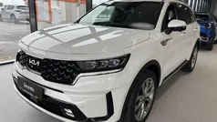 Weiss Gebraucht 2022 Kia Sorento SUV | 38.490 € (Fairer Preis)