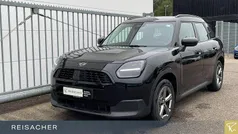 Schwarz Gebraucht 2024 Mini Cooper Countryman Essential SUV | 31.990 € (Guter Preis)