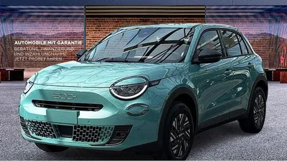 Blau Gebraucht 2025 Fiat 600 SUV | 27.490 € (Fairer Preis)