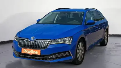 Gebraucht Skoda Superb Ambition 218 PS (160 kW) 2021 Blau Kombi