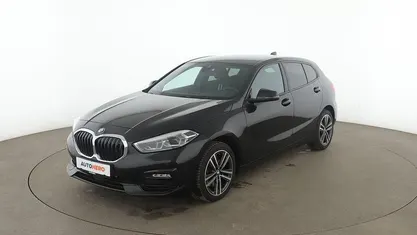 Schwarz Gebraucht 2023 BMW 118 Sport Line Kleinwagen | 26.360 € (Fairer Preis)