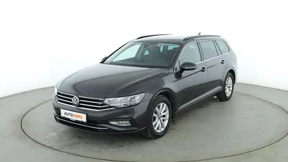 Gebraucht VW Passat Business 150 PS (110 kW) 2023 Grau Kombi