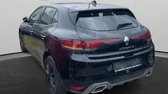 Grau schwarz Gebraucht 2023 Renault Captur Techno SUV | 22.990 € (Fairer Preis)