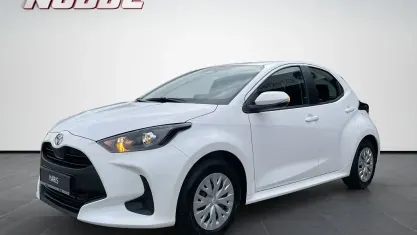 Neu Toyota Yaris Business Edition 116 PS (85 kW) 2025 Schneeweiß Kleinwagen