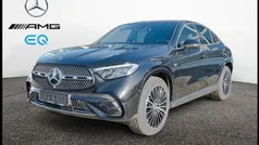 Schwarz metalliclack obsidianschwarz Gebraucht 2025 Mercedes GLC200 AMG SUV | 59.490 € (Fairer Preis)