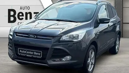 Gebraucht Ford Kuga Titanium 150 PS (110 kW) 2016 Grau SUV