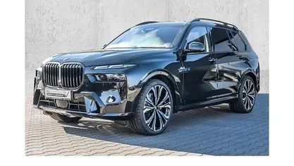 Gebraucht BMW X7 M Sport 352 PS (258 kW) 2025 SUV