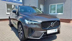 Grau Gebraucht 2023 Volvo XC60 Plus SUV | 46.900 € (Fairer Preis)