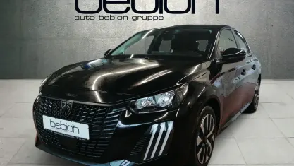 Gebraucht Peugeot 208 Active 101 PS (74 kW) 2024 Metfa schwarz perla Kleinwagen