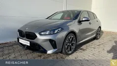 Skyscraper grau metallic Gebraucht 2025 BMW 120 Performance Kleinwagen | 36.990 € (Fairer Preis)