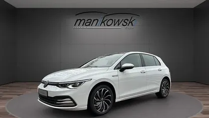 Gebraucht VW Golf VIII Style 150 PS (110 kW) 2022 Weiss Limousine
