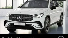Polarweiß Gebraucht 2025 Mercedes GLC200 AMG SUV | 57.500 € (Fairer Preis)
