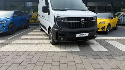 Weiß Neu 2025 Renault Master Van | 45.990 € (Fairer Preis)