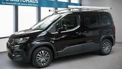 Schwarz Gebraucht 2023 Peugeot Rifter Allure Van / Kleinbus | 19.980 € (Superpreis)