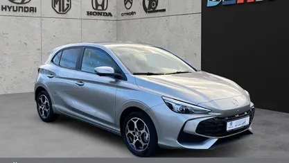 Silber Neu 2025 MG MG3 Luxury Kleinwagen | 20.950 € (Fairer Preis)