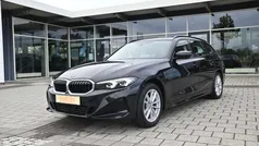 Schwarz Gebraucht 2022 BMW 320 Shadowline Kombi | 29.990 € (Superpreis)