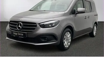 Gebraucht 2025 Mercedes 180 Progressive Limousine | 32.950 € (Guter Preis)