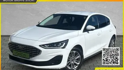 Używany Ford Focus Titanium 125 KM (91 kW) 2023 Biały Sedan/Limuzyna