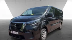 Midnight black (schwarz) Gebraucht 2022 Nissan Primastar N-Connecta Van / Kleinbus | 29.988 € (Fairer Preis)