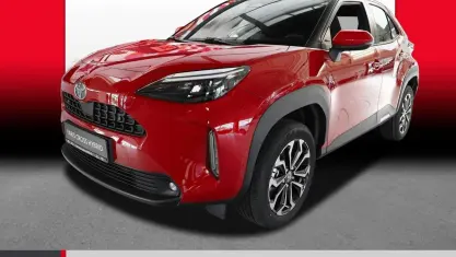 Gebraucht Toyota Yaris Cross 131 PS (96 kW) 2026 Rot SUV