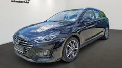 Schwarz Gebraucht 2023 Hyundai i30 Trend Kombi | 21.450 € (Fairer Preis)