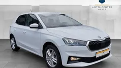 Weiß Gebraucht 2023 Skoda Fabia Style Limousine | 18.990 € (Fairer Preis)