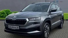 Gebraucht 2025 Skoda Karoq Selection SUV | 33.880 € (Fairer Preis)