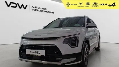 Neu Kia Niro Spirit 92 PS (67 kW) 2025 Weiß SUV