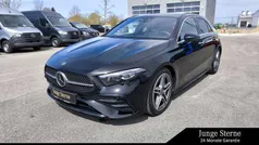 Unilack nachtschwarz Gebraucht 2023 Mercedes A220 AMG Limousine | 36.440 € (Fairer Preis)
