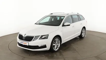 Gebraucht Skoda Octavia Clever 2018 Weiß Kombi