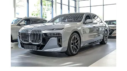Neu BMW i7 M Sport 334 kW (455 PS) 2026 Grau Limousine