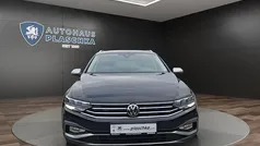 Deep black perleffekt (schwarz) Gebraucht 2023 VW Passat Alltrack Kombi | 33.450 € (Fairer Preis)
