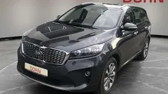 Grau Gebraucht 2019 Kia Sorento Vision SUV | 23.990 € (Fairer Preis)