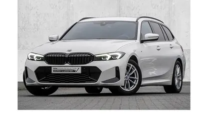Gebraucht BMW 320 M Sport 190 PS (139 kW) 2023 Weiß Kombi
