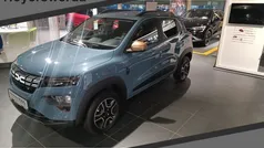 Blau schwarz Gebraucht 2023 Dacia Spring Extreme Kleinwagen | 11.995 € (Superpreis)