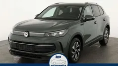 Grün Neu 2025 VW Tiguan Life SUV | 39.995 € (Guter Preis)