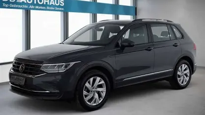 Gebraucht VW Tiguan Life 150 PS (110 kW) 2023 Grau SUV