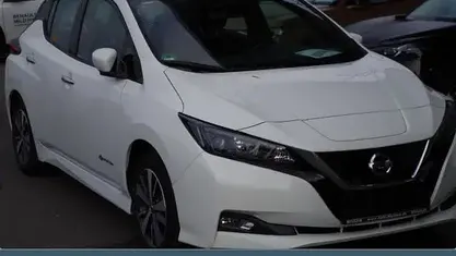 Gebraucht Nissan Leaf Acenta 80 kW (110 PS) 2018 Weiß Kleinwagen