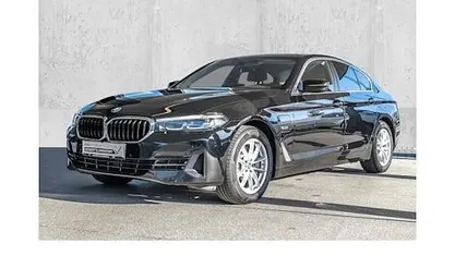 Gebraucht BMW 530e Sport Line 292 PS (214 kW) 2022 Schwarz Limousine